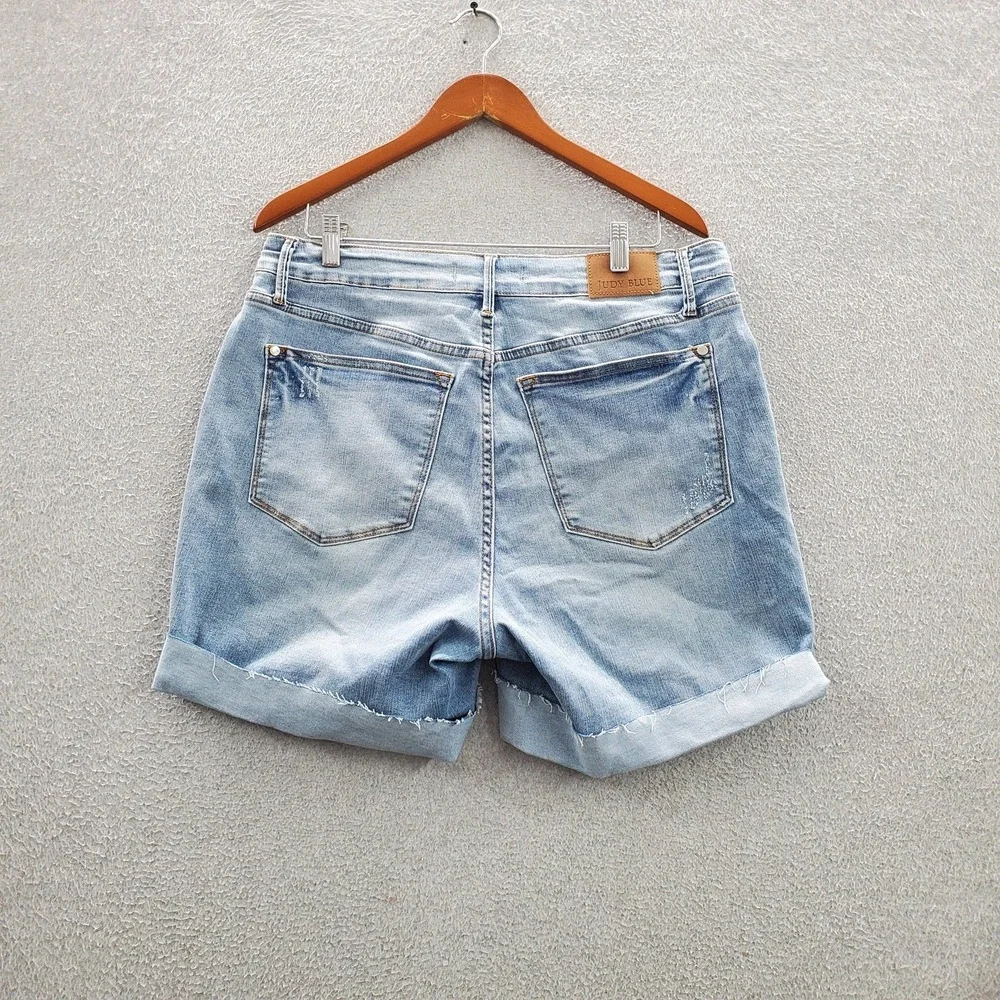 Judy Blue Women Shorts 1XL Light Blue Denim Cuffed JB150205 6